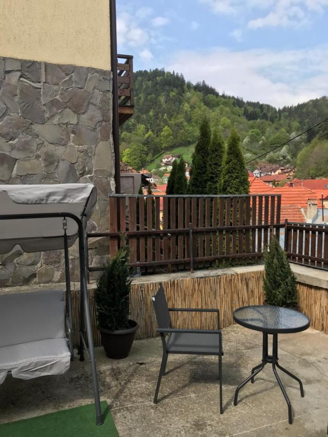 ブラショフ Casa Mountain Viewヴィラ エクステリア 写真